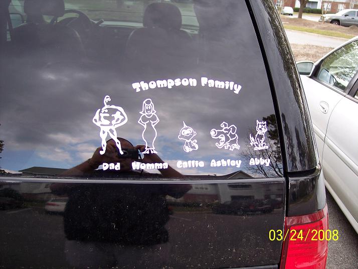 familysticker on a minivan